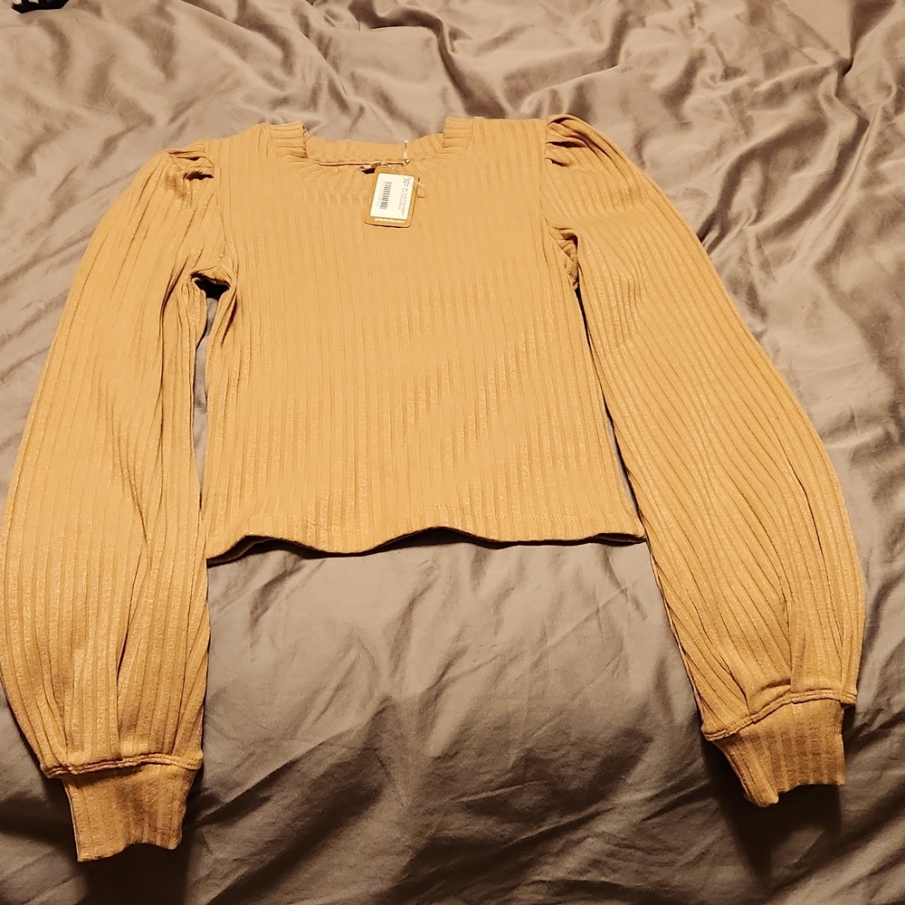Monk & Lou puff top - SOLD
